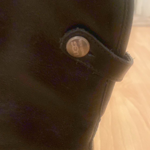 UGG boot size 8, bought from Nordstrom - Picture 6 of 7